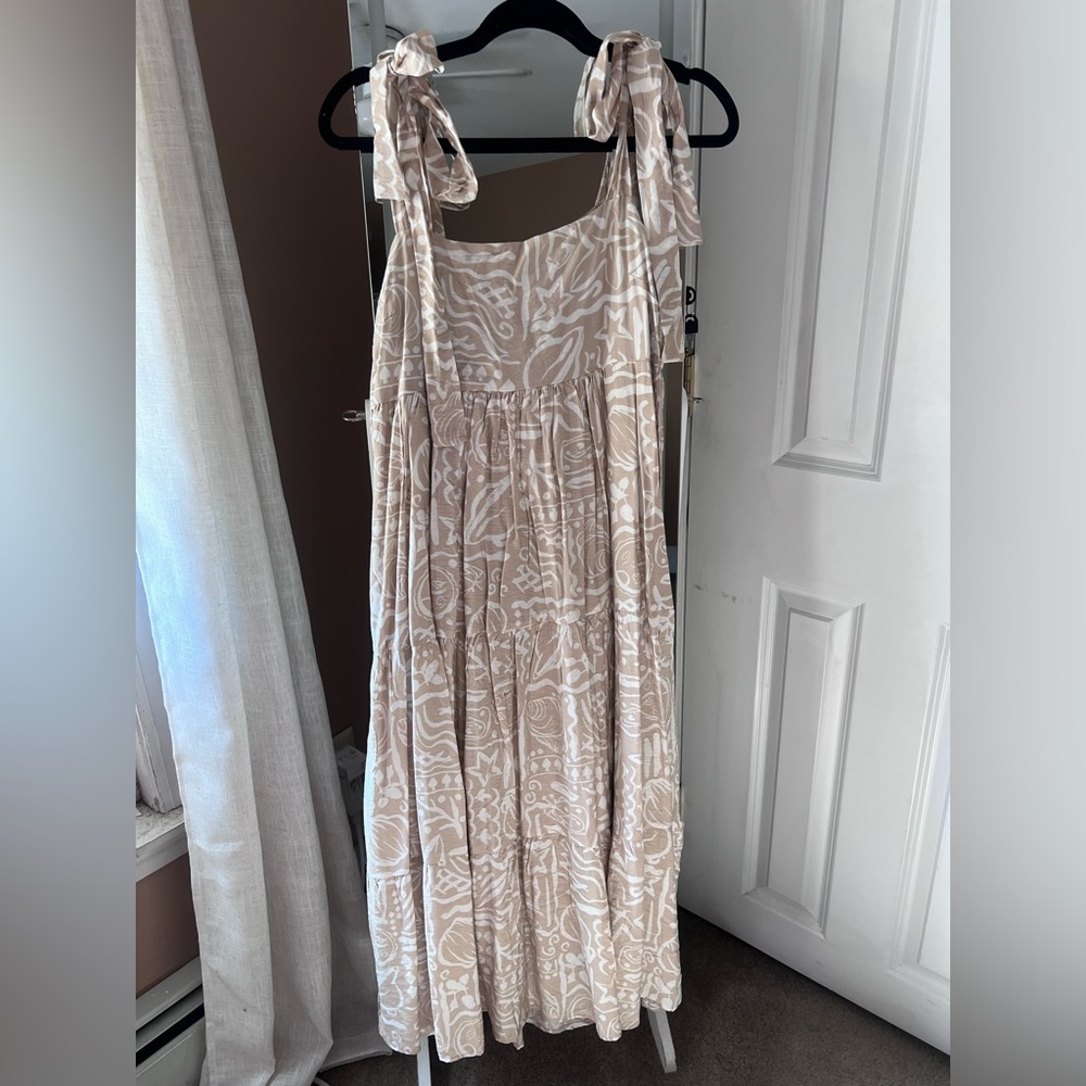 Blu Pepper Cream and White Patterned Maxi Dress